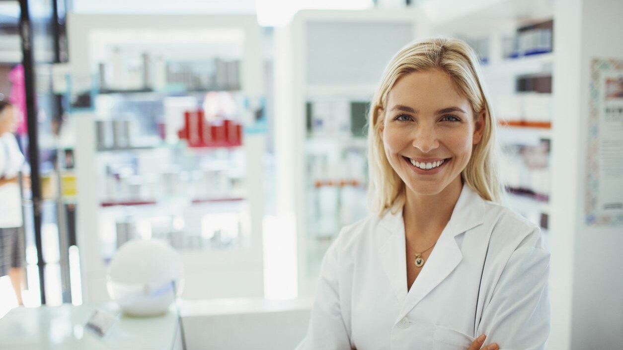 Tredicesima contratto farmacie private dal lordo al netto