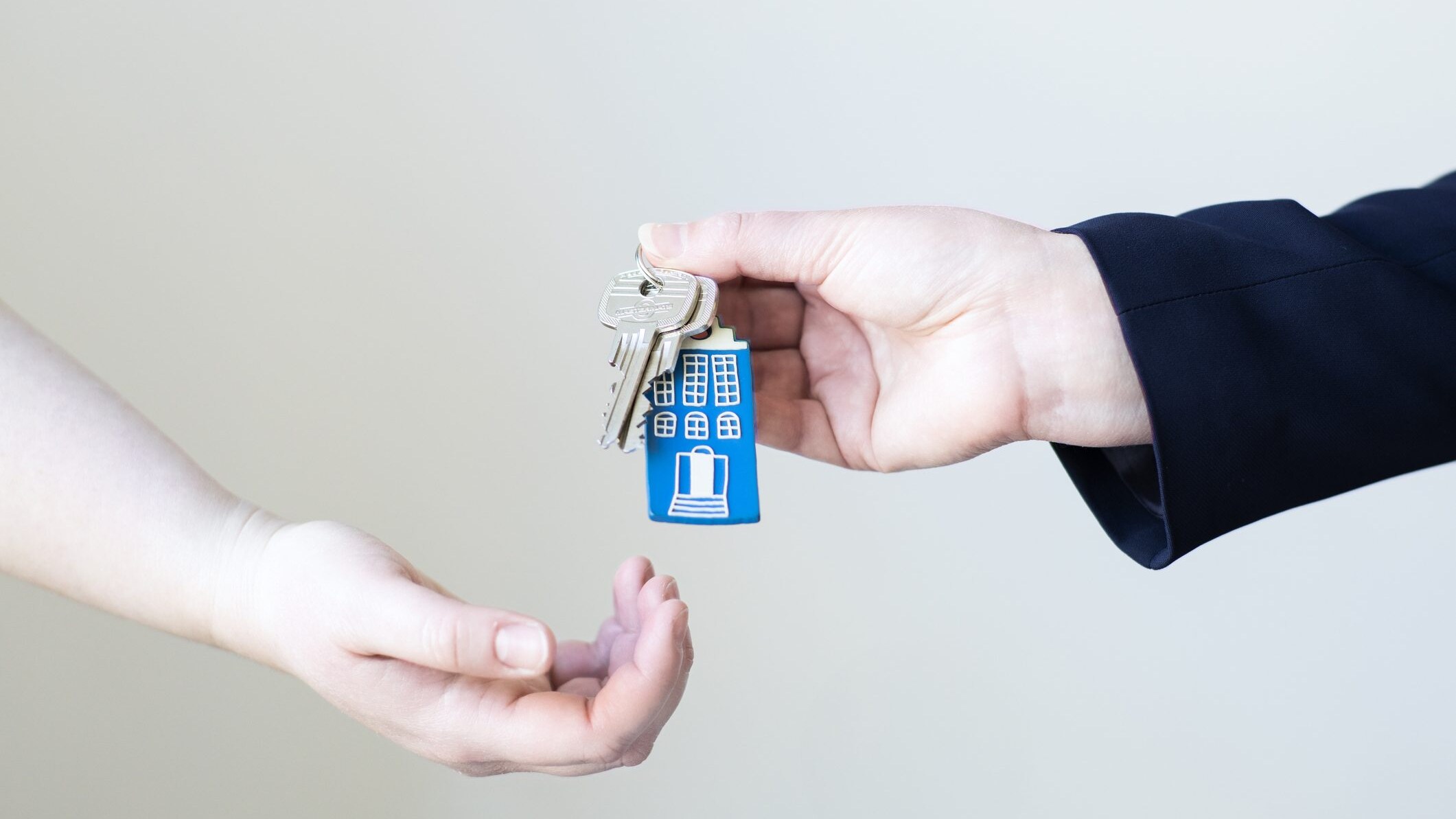 Affitto in nero: quali sono i rischi per l'inquilino e il proprietario, come regolarizzare?