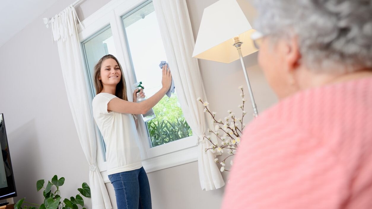 Calcolo tredicesima colf, badanti e lavoratori domestici