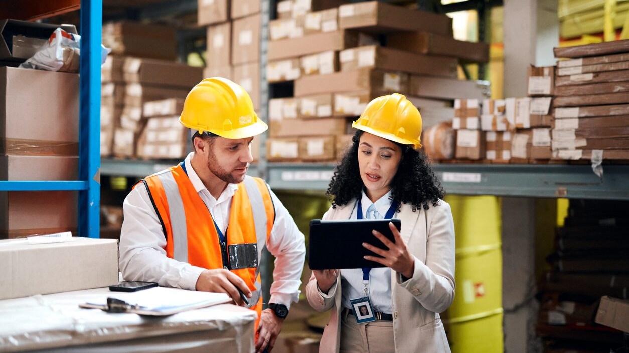 Tabelle retributive CCNL Trasporti, Logistica e spedizione merci 2023-2024 e anni precedenti