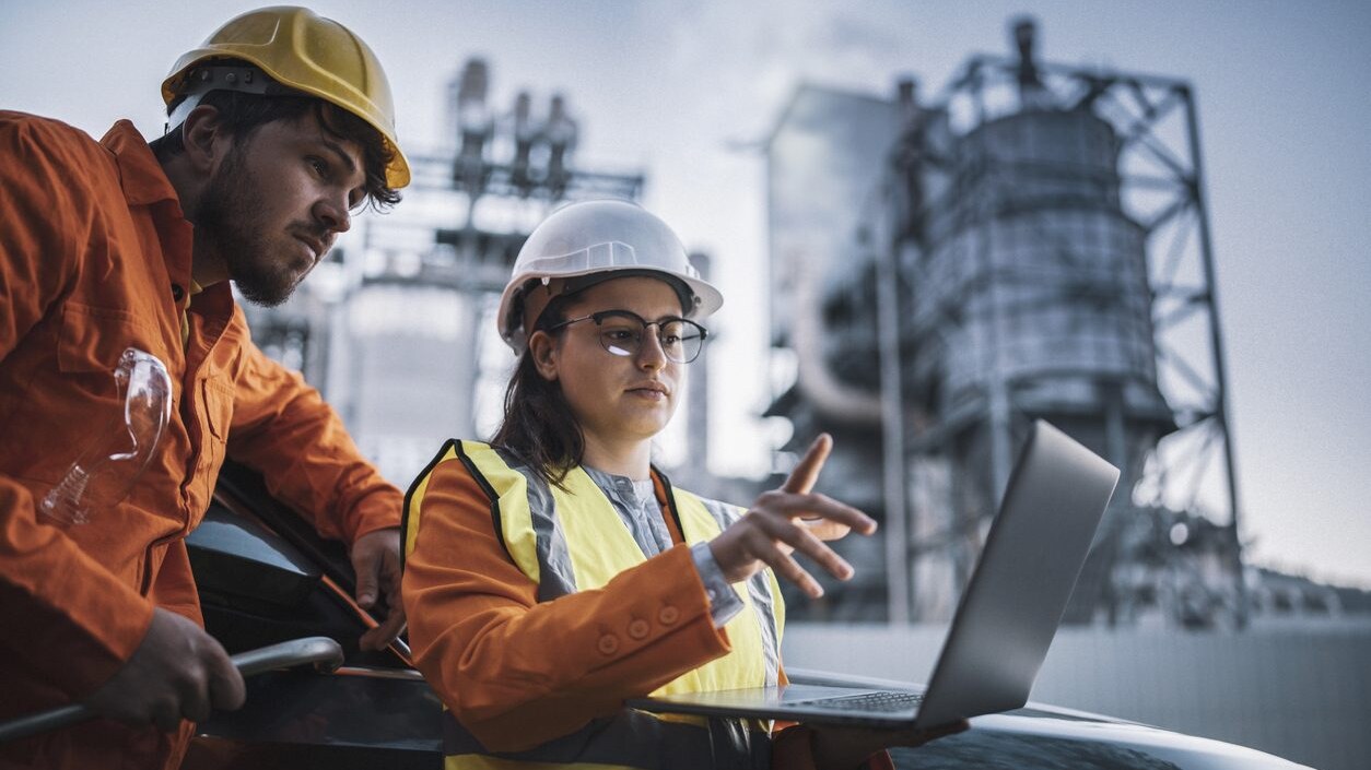 Tredicesima CCNL settore elettrico calcolo e maturazione