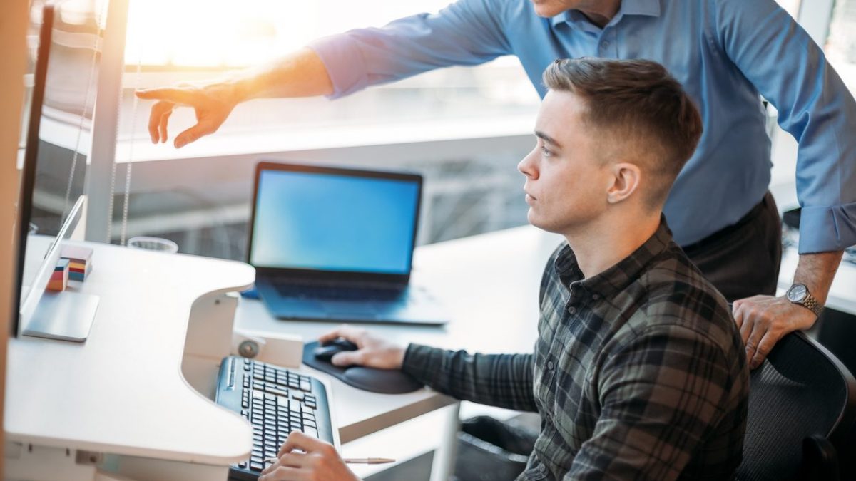 Tredicesima, apprendista e apprendistato come funziona
