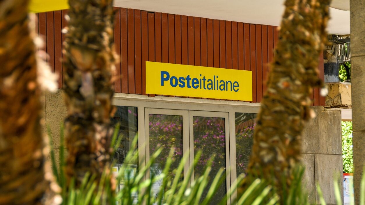 Tredicesima contratto Poste Italiane pagamento entro 15 dicembre