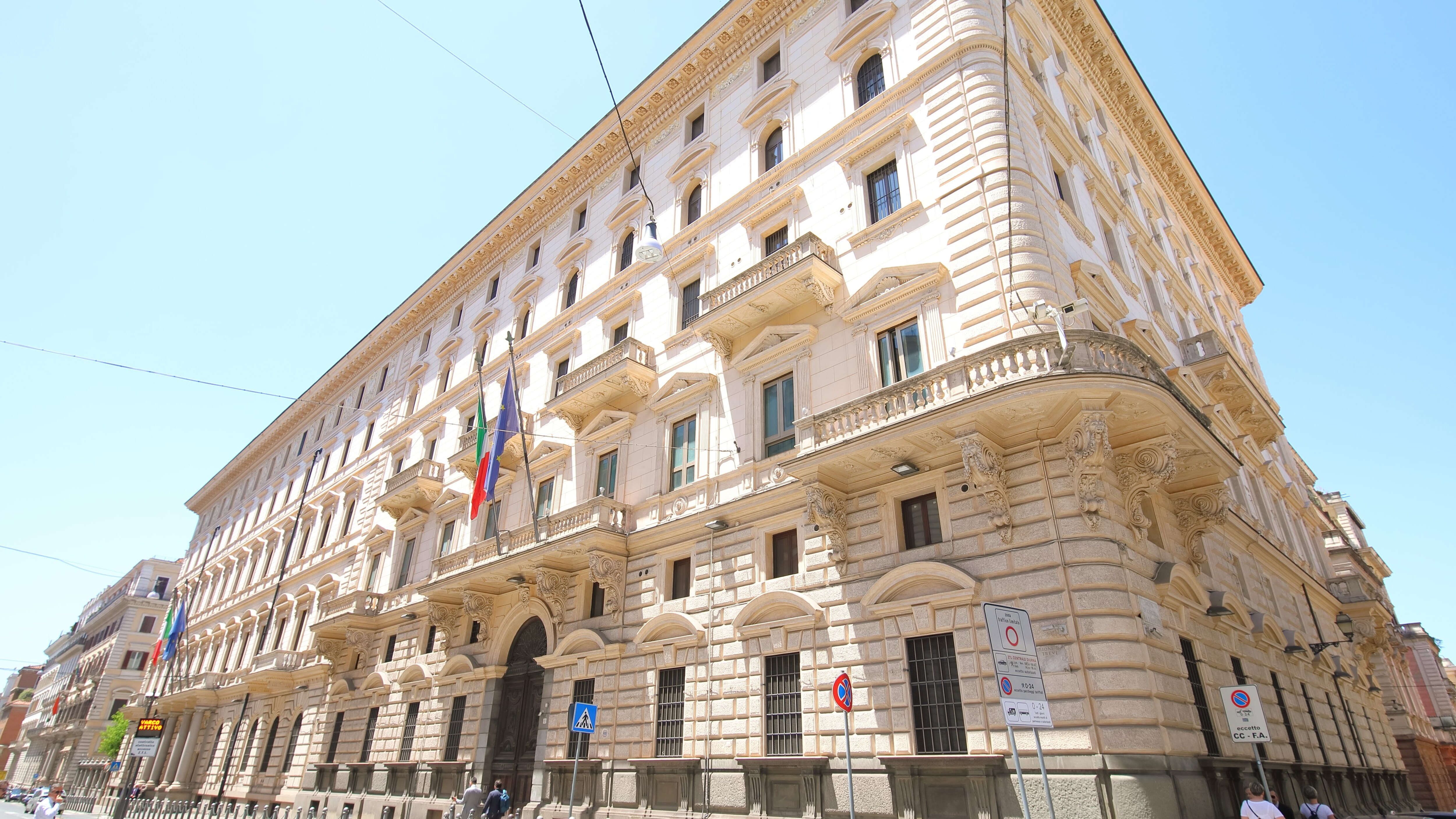 Concorso 267 funzionari Ministero difesa