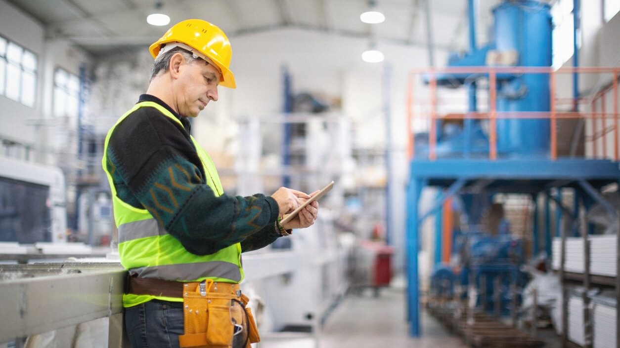 Tabelle retributive CCNL Gomma e Plastica industria 2024-2025 e anni precedenti