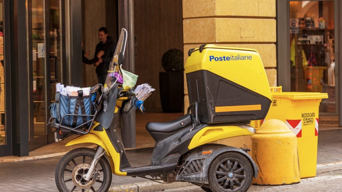 Tabelle retributive contratto Poste Italiane 2024 e anni precedenti