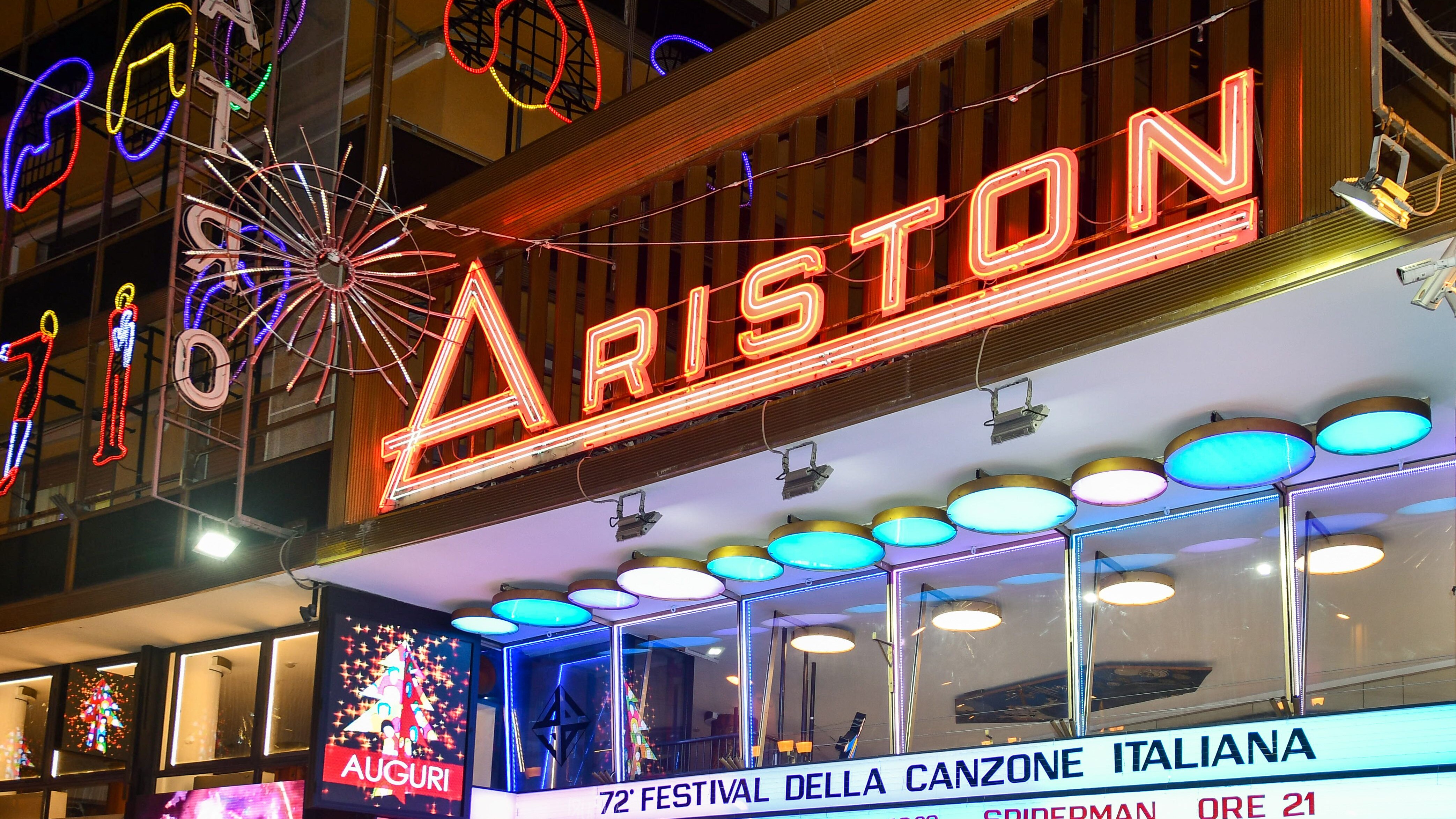 Sanremo, il provvedimento disciplinare Rai per body shaming: cosa rischia il giornalista?