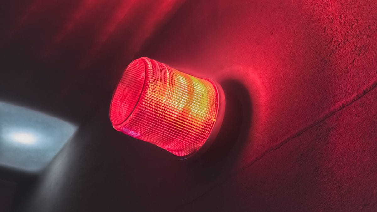 Procurato allarme: cos’è quando si configura l’art. 658 c.p. e cosa si rischia