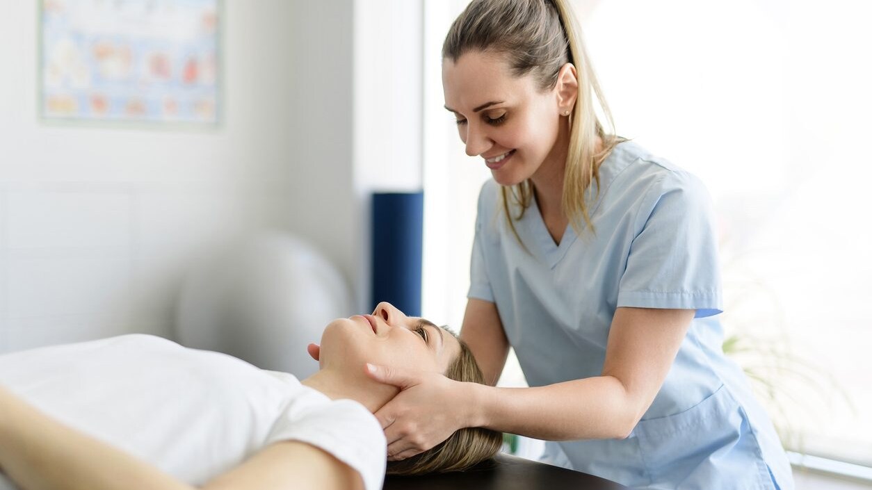 Spese osteopatia detraibili al 19% nel 730, osteopata no