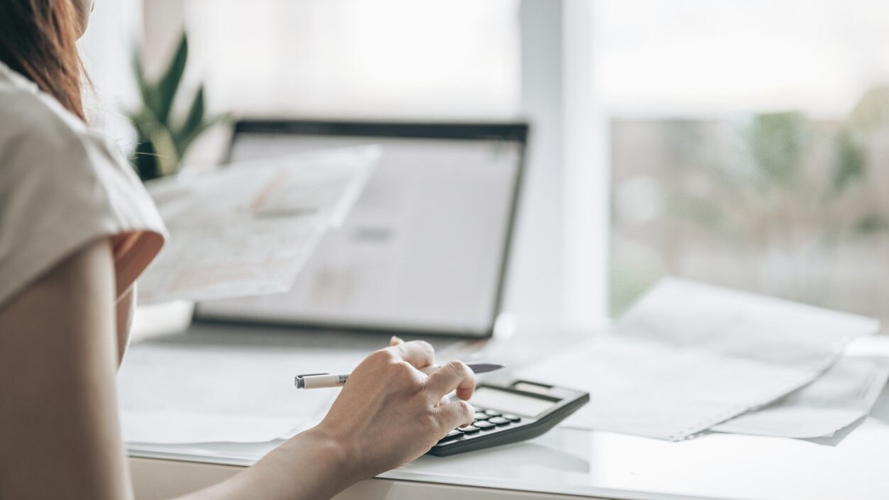 Detraibilita IVA e imposta di bollo di 2 euro su fatture nel 7302024