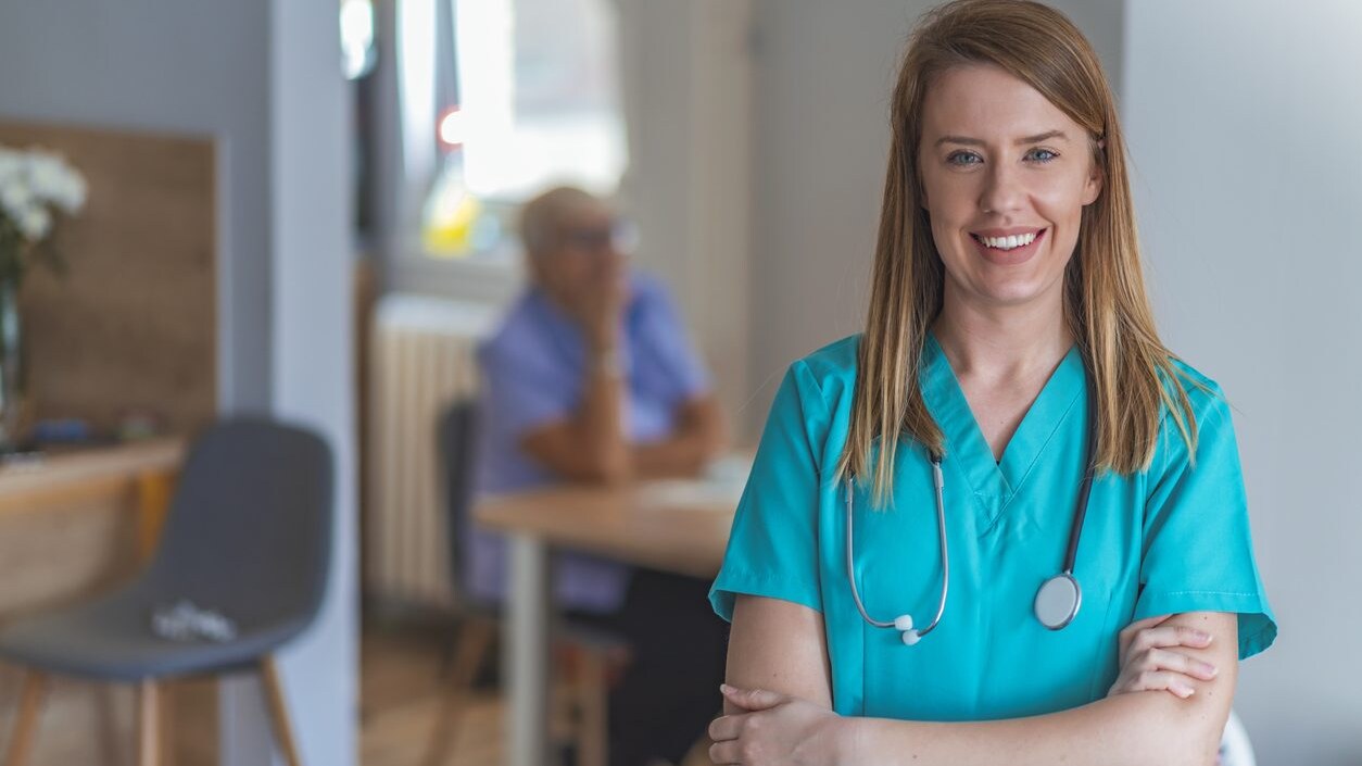 Tabelle retributive Uneba 2024 (CCNL Istituzioni socio assistenziali) e anni precedenti