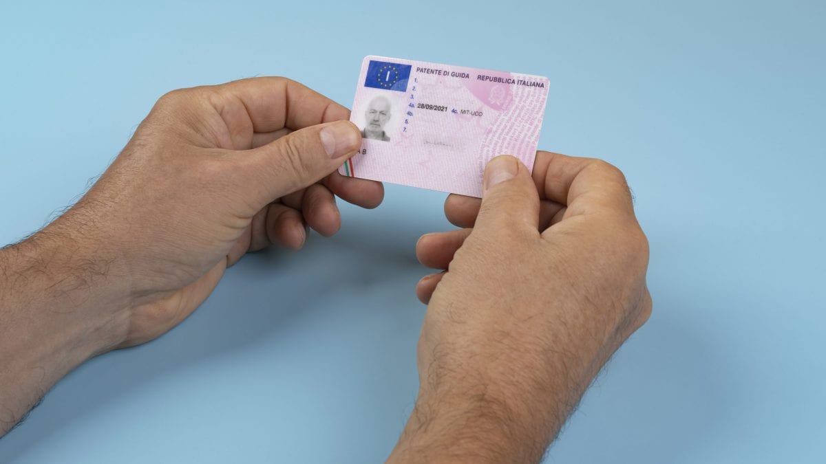 Verifica punti della patente: come controllare il saldo online, con il cellulare o sull’app