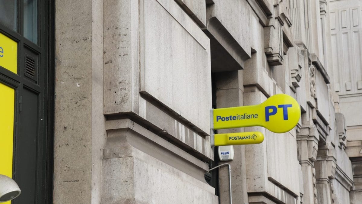 Passaporto alle Poste, da luglio si arriva in tutta Italia