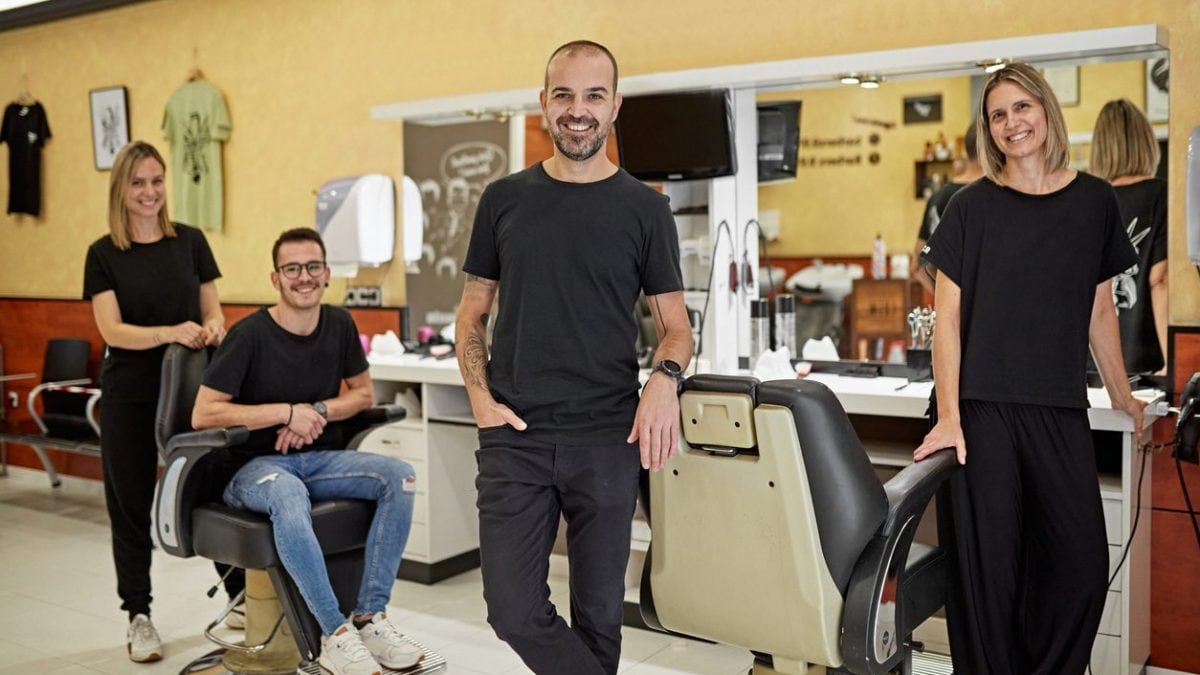 Una tantum CCNL Barbieri, Parrucchieri e Acconciatori a luglio 2024 ecco quanto spetta