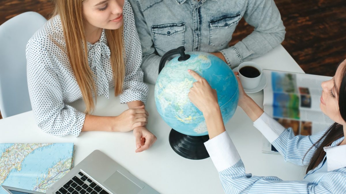 Festività e ponti nel 2025: bastano solo 9 giorni di ferie per fare 38 giorni di vacanza