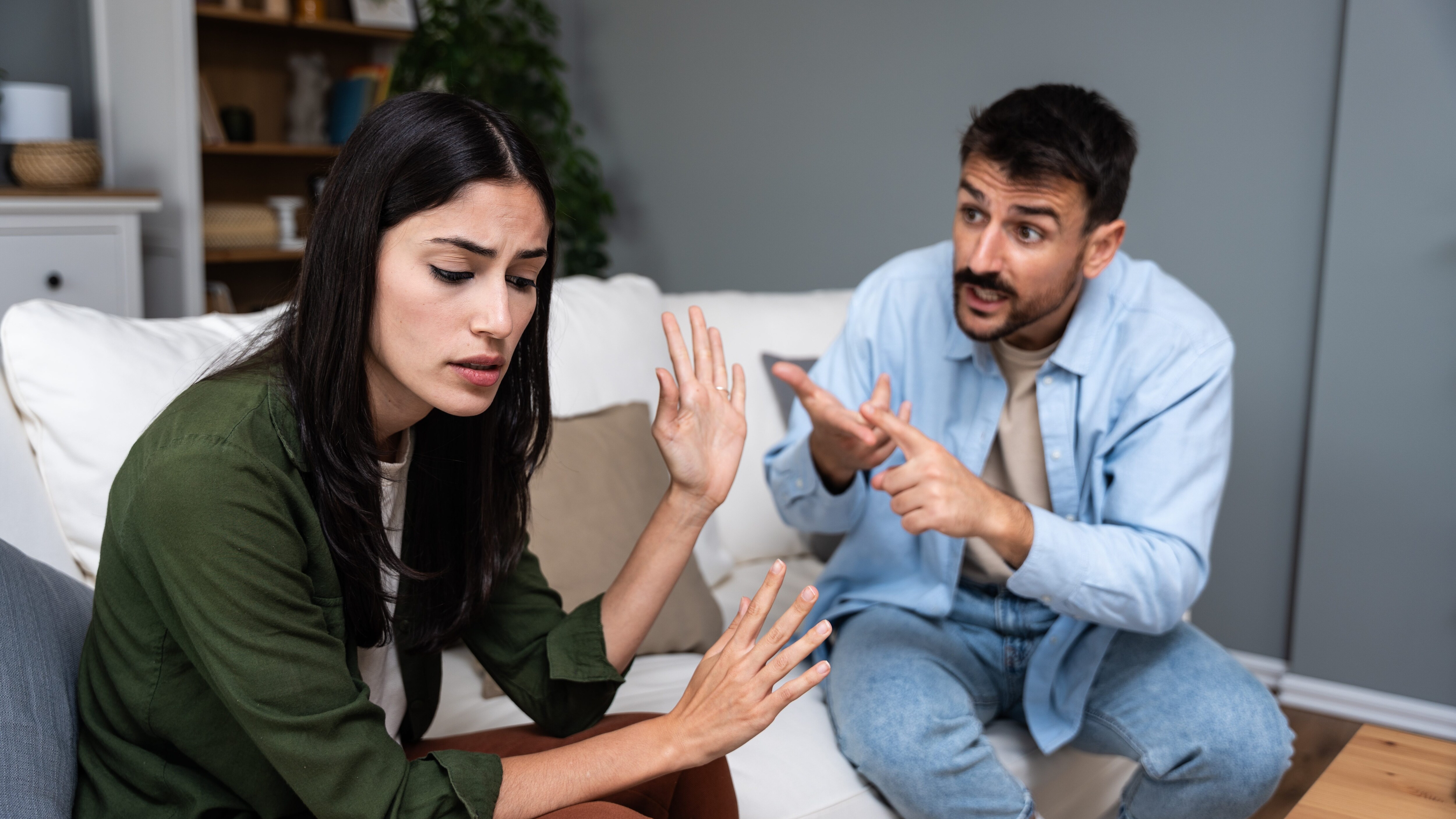 Mentire al partner sulla propria vita: l’ex bugiardo è condannato alla separazione con addebito