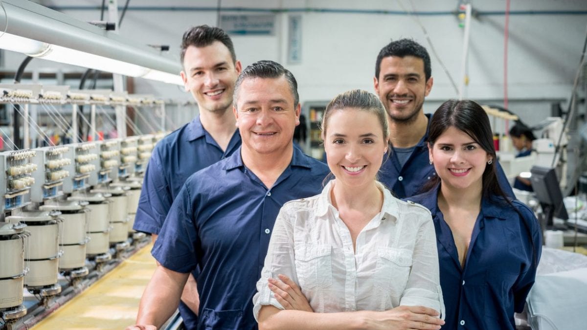 Festivita CCNL Tessile Abbigliamento Moda Industria quanto spetta ad operai, impiegati e intermedi