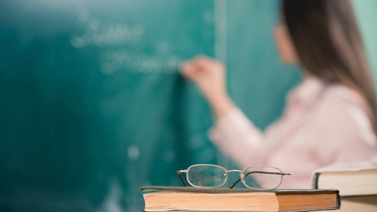 Scuola 2024/25, pubblicati gli avvisi per le supplenze: ecco la lista degli interpelli aperti in tutta Italia